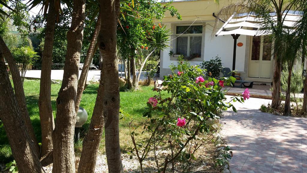 Carmiano  B&B La Gazza Ladra المظهر الخارجي الصورة